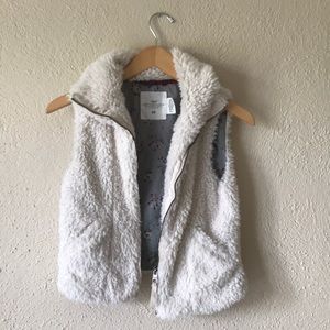 $8 kids vest super cute and trendy !